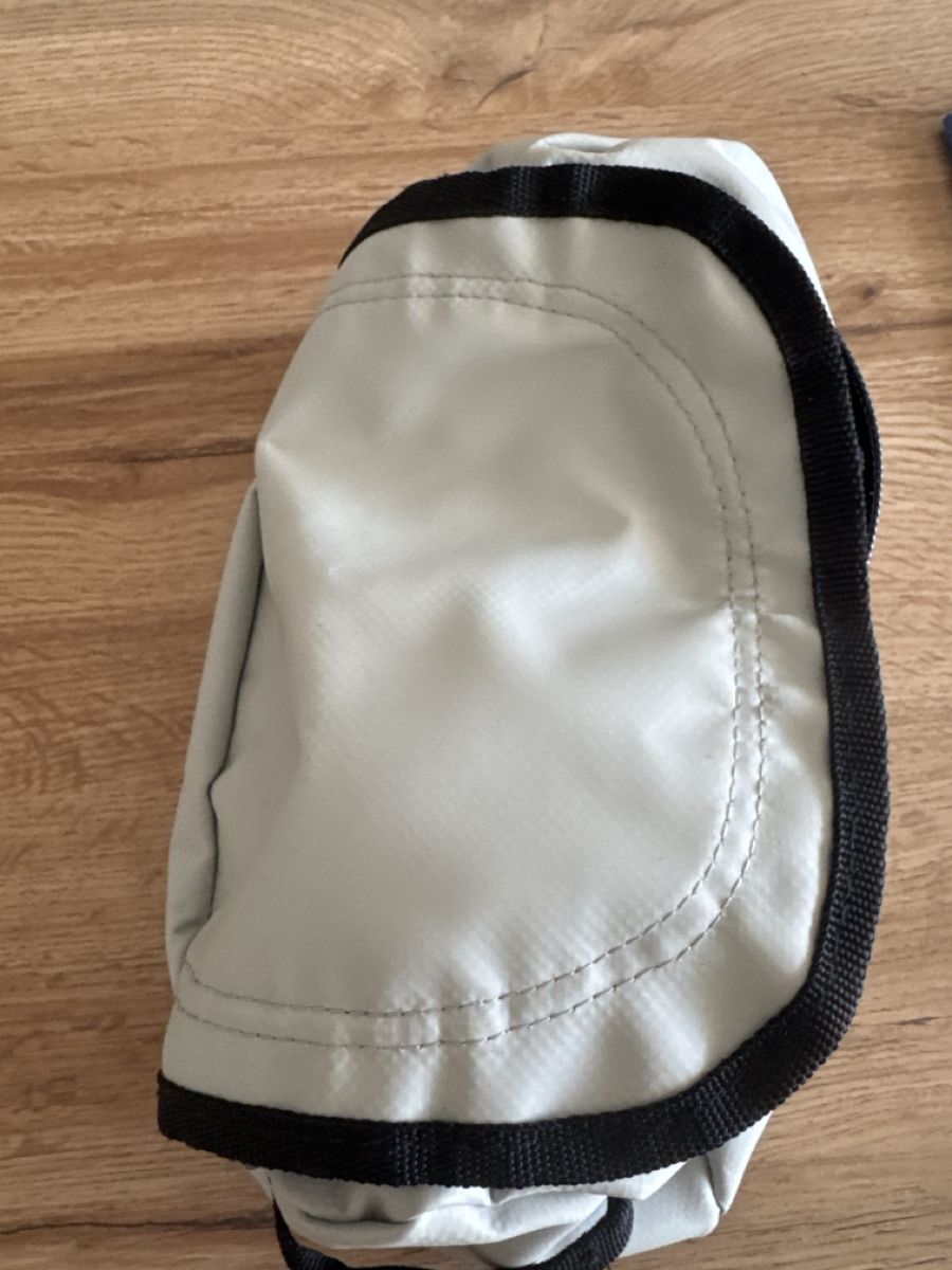 Trousses de maquillage: Necessaire – Neuf (Voir description) à Hunzenschwil par mila012 1