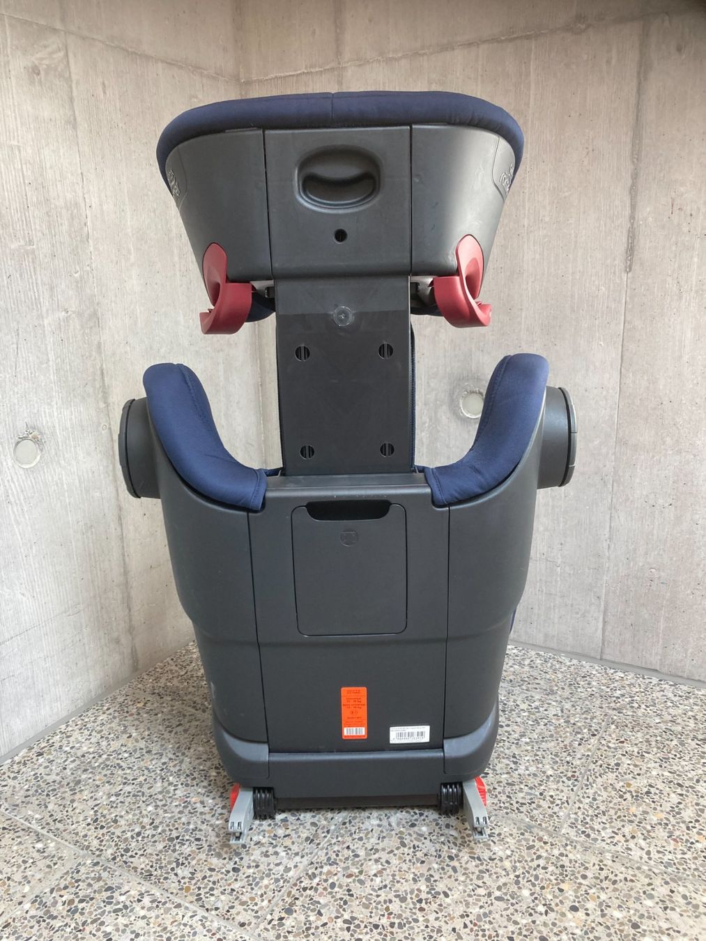 Britax Römer Seggiolini per auto: Britax Römer Kidfix III M – Usato da Zürich venduto da donpuffo 2