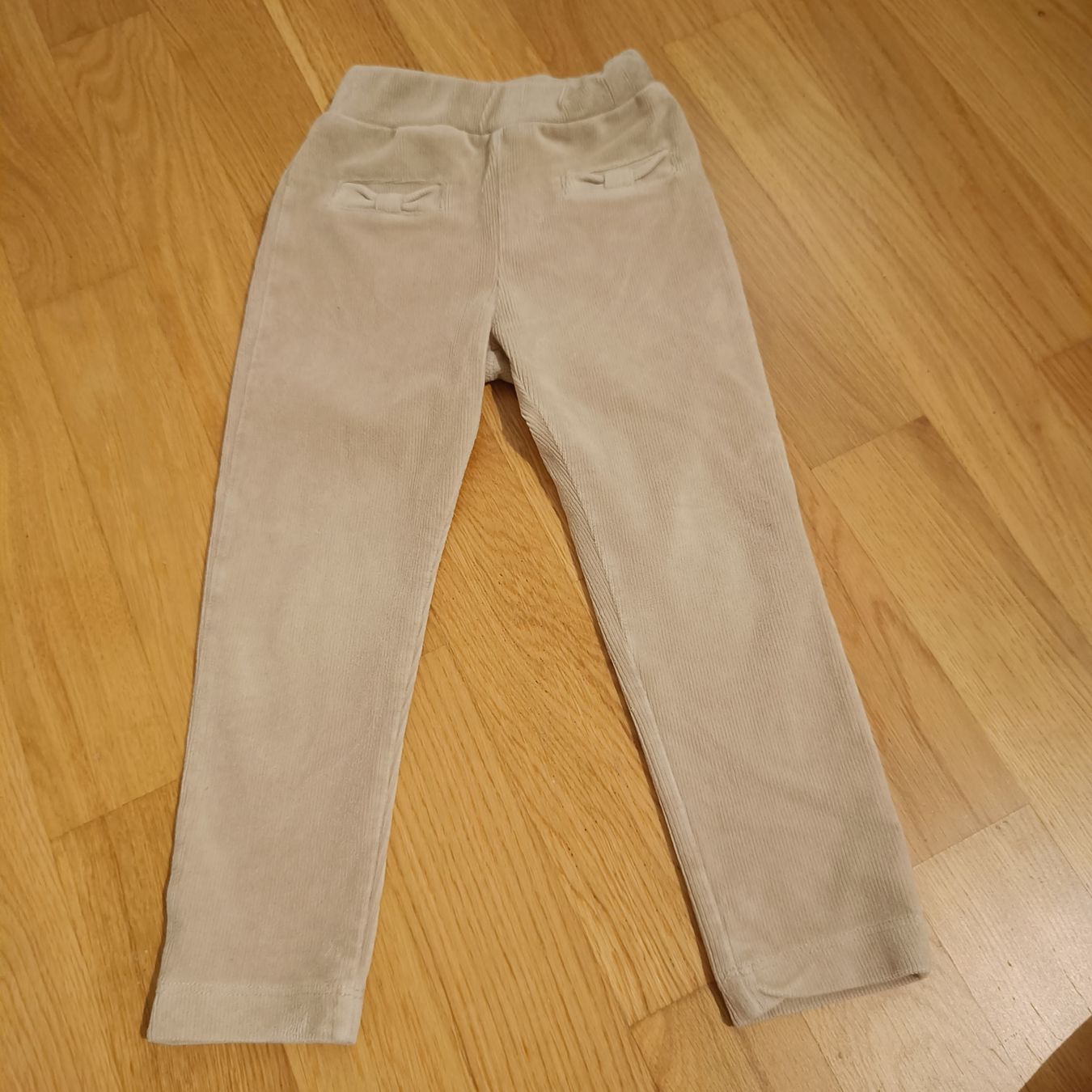 Hosen: Hose Grösse 98  – Gebraucht aus Jaberg von urig17.