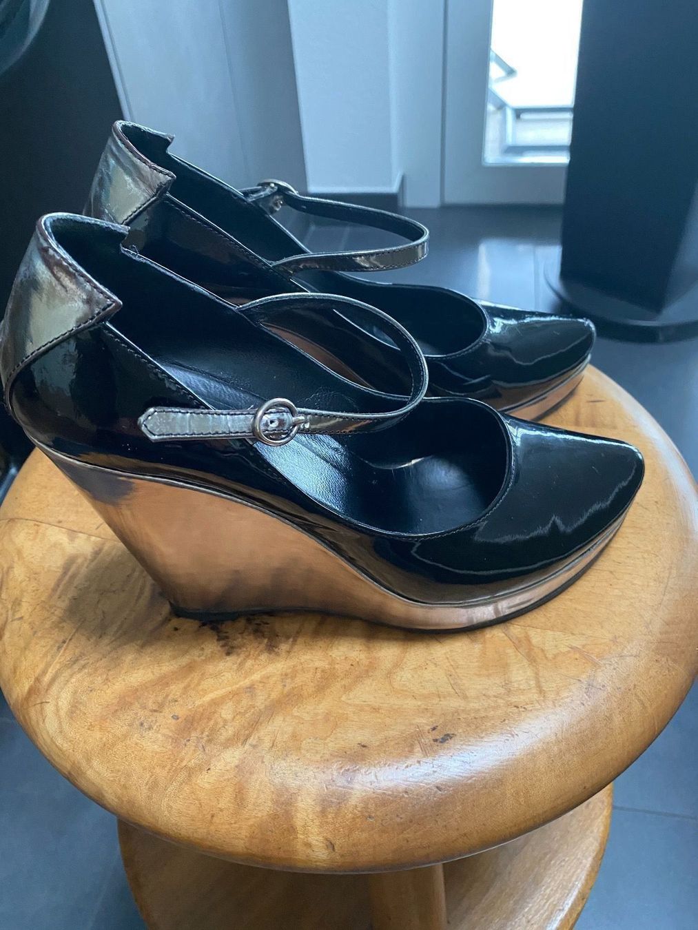 Scarpe da donna: Chaussures compensées vernis  T37 – Usato da Porrentruy venduto da SYANKA 3