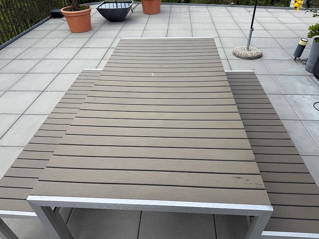 Tavoli: Gartentisch mit Sitzbänken – Usato da St. Gallen venduto da Soxguys 2