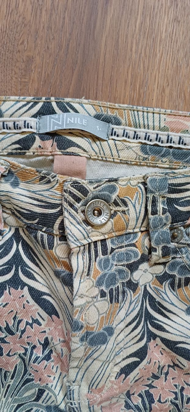 Nile Pantalons: Hose Nile S/M – D'occasion à Alpthal par Ing3_rid 1
