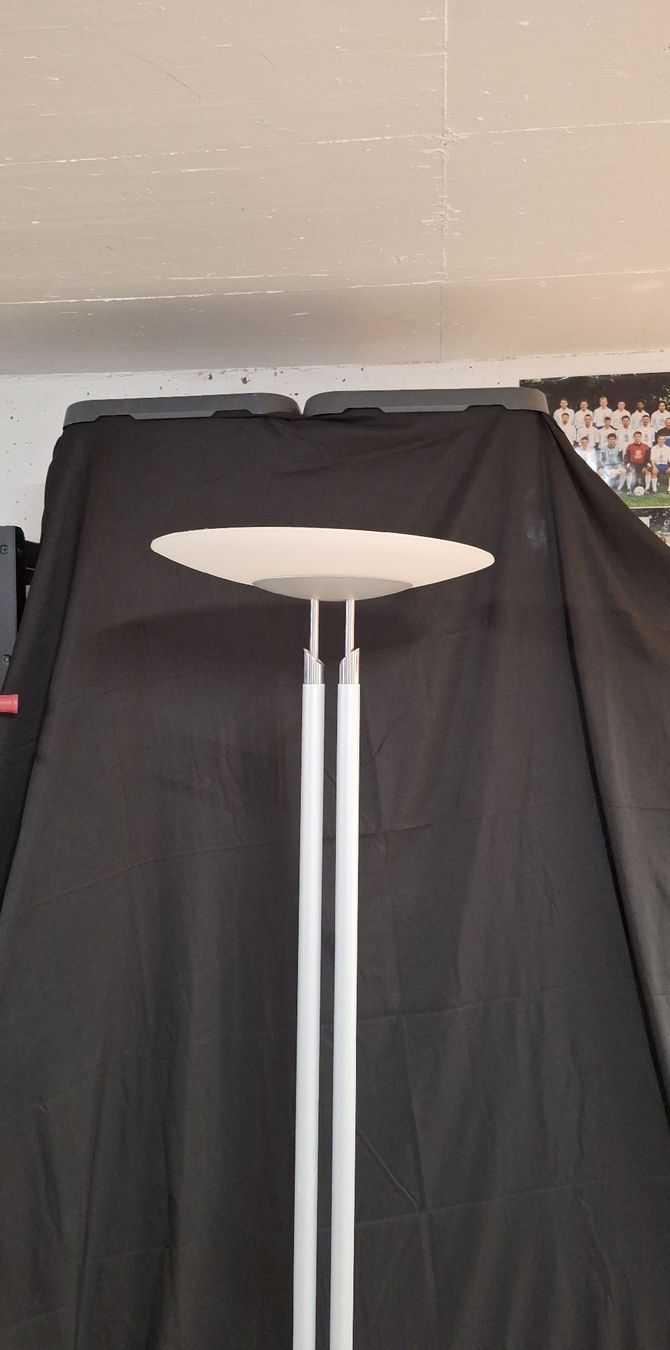 Lampade: Deckenfluter Standleuchte grau/matt silber/silber – Usato da Diessenhofen venduto da str_p57p 2