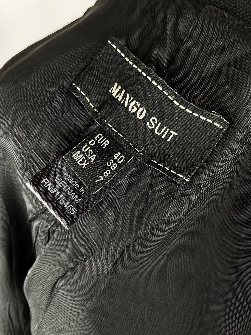 Mango Giacche: Klassischer Blazer Jacket von Mango, Gr. 38-40 – Nuovo (secondo la descrizione) da Zürich venduto da bentalent711 1