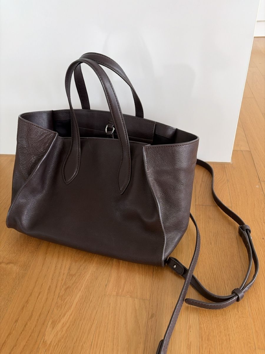 Massimo Dutti Borse da donna: Massimo Dutti Ledertasche dunkelbraun mit Schultergurt  – Nuovo (secondo la descrizione) da Zürich venduto da ufe_f5q5