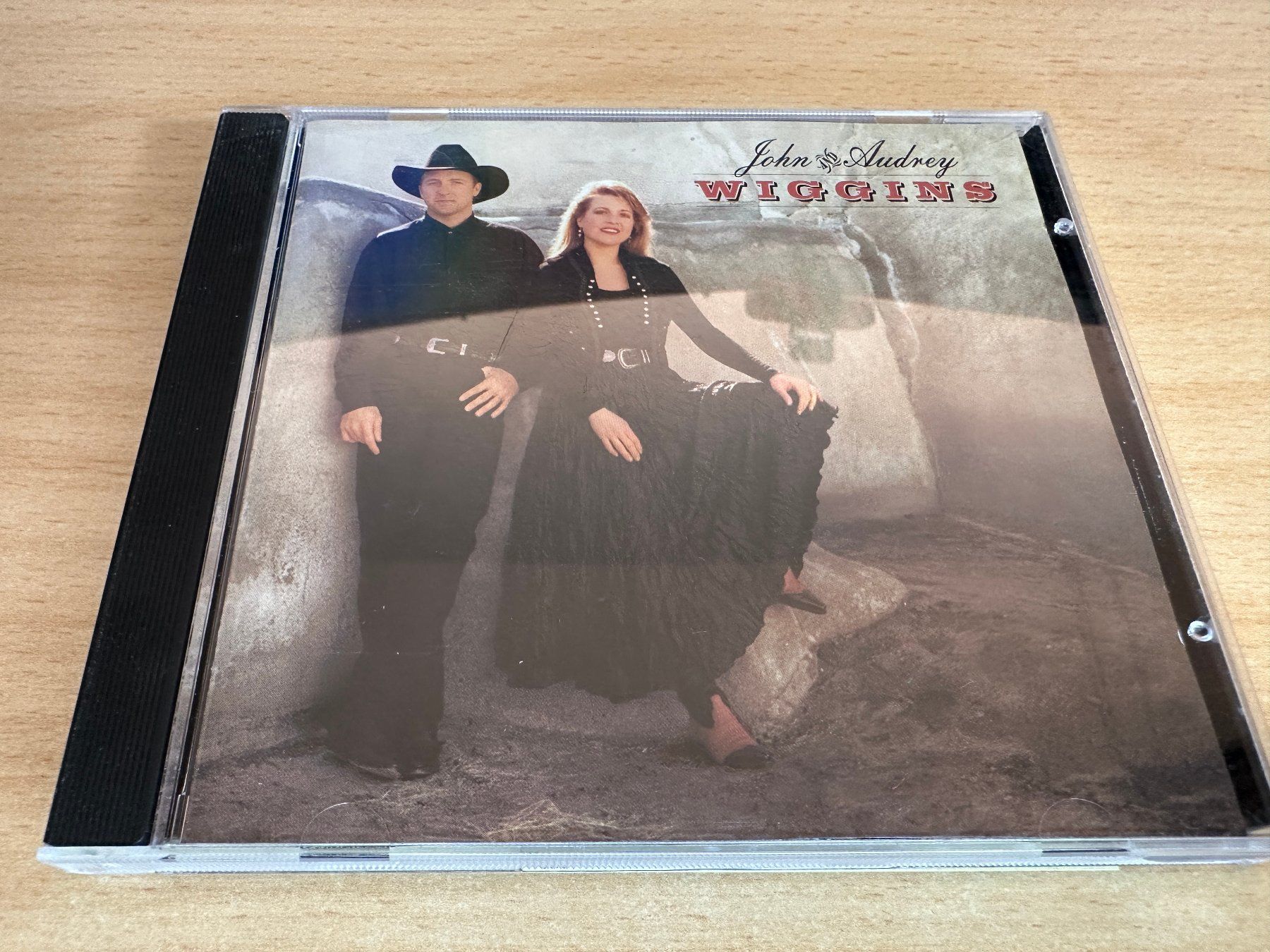 CD: John & Audrey Wiggins – John & Audrey Wiggins – Usato da Rikon im Tösstal venduto da Alpenmutz
