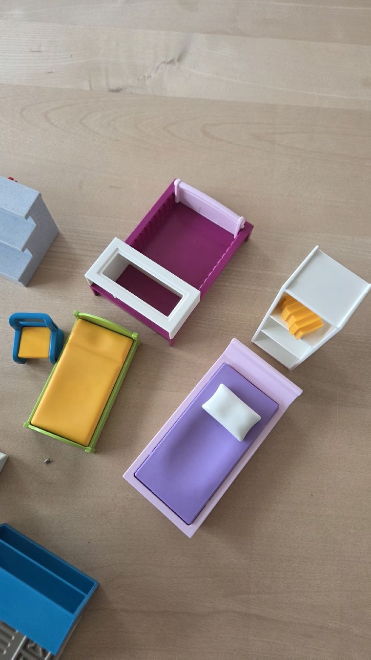 Playmobil Giocattoli: PLAYMOBIL Möbeli mit vielen Einzelteilen – Nuovo (secondo la descrizione) da Hausen am Albis venduto da pear04 1