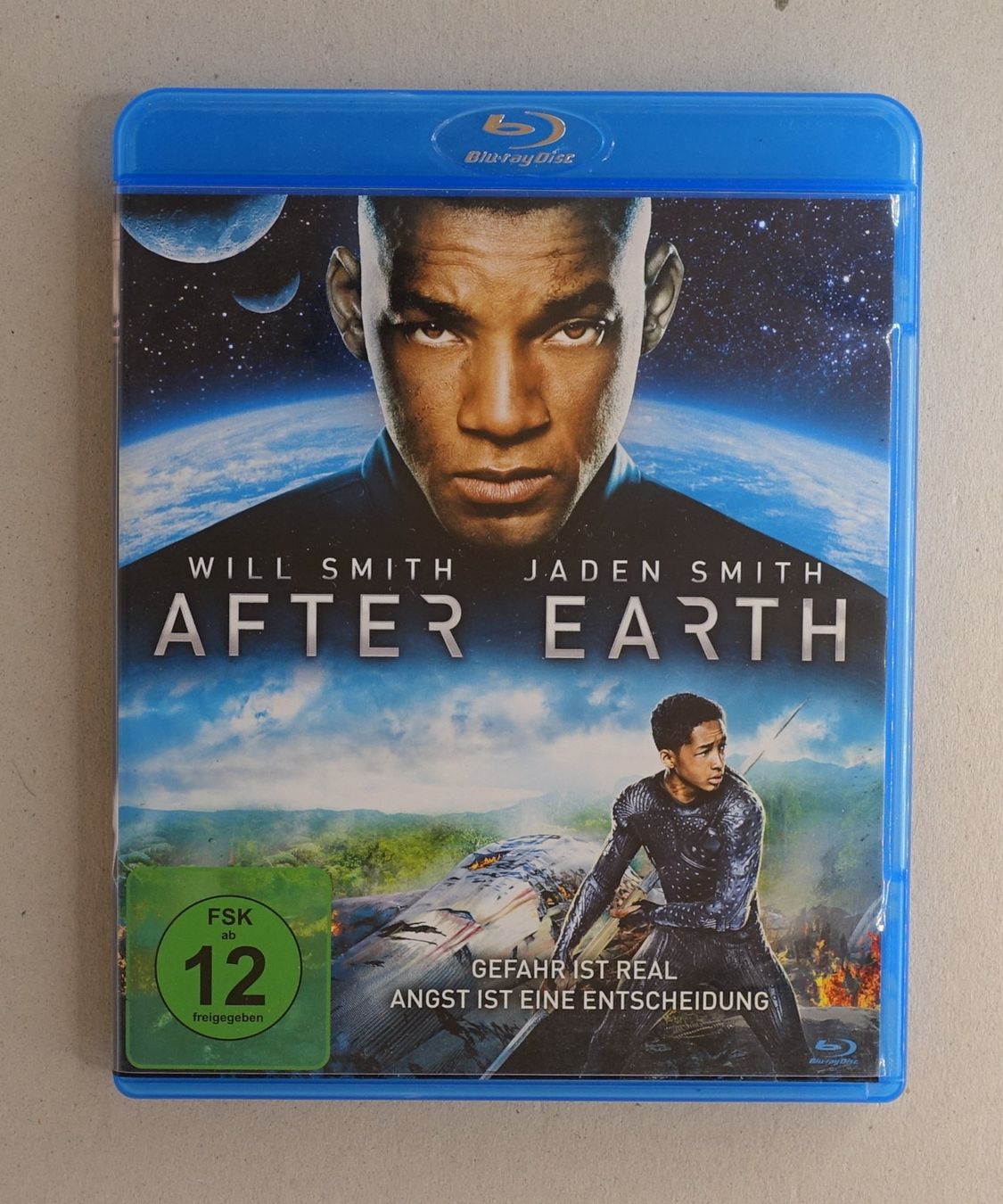Tutti i DVDs: After Earth - Blu-ray mit Will Smith, Jaden Smith – Usato da Sessa venduto da fraenklishop