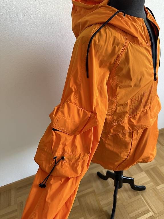 Benetton Cappotti: Benetton Regenjacke Grösse S – Usato da Jona venduto da rob_kpp9 2
