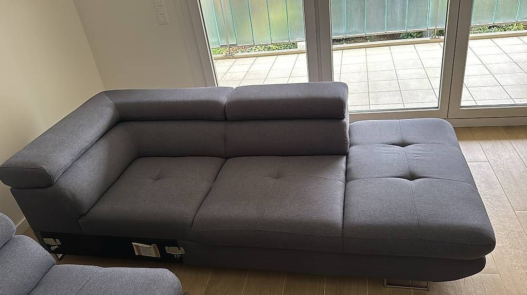 Sofas: Canapé lit d'angle 5 places – D'occasion à Vandoeuvres par mai_g6lj 2