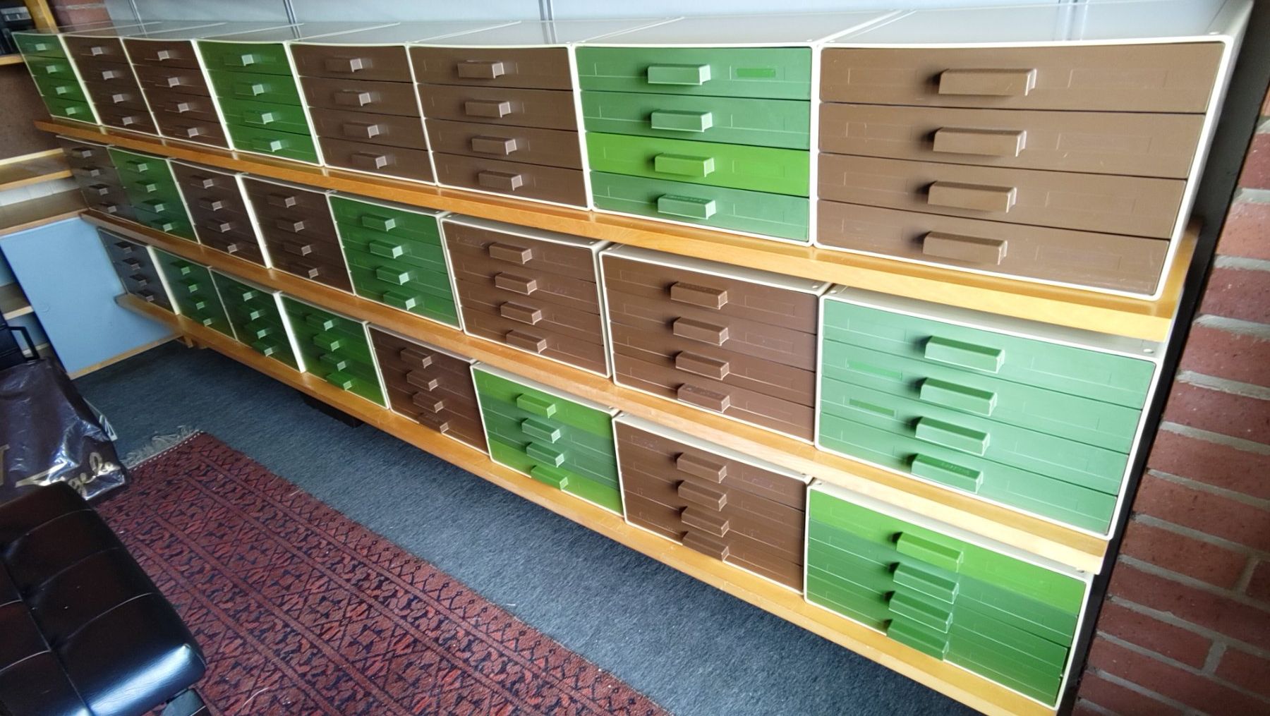 Behälter & Ähnliches: 24 Kunststoff Schubladenboxen – Gebraucht aus Fislisbach von Dari58