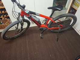 Trek Powerfly 5 E - Bike 2018 Viper Red/Trek Black