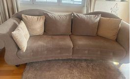 Grosszügiges 4er-Sofa Microfaser – Top – NP CHF 2'150.–