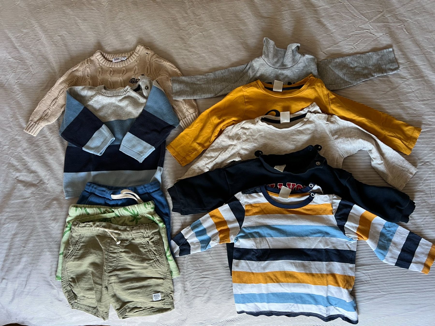 Lotti & Set di vestiti: Pack vestiti 12 mesi bambino – Usato da Bôle venduto da dany2021 1