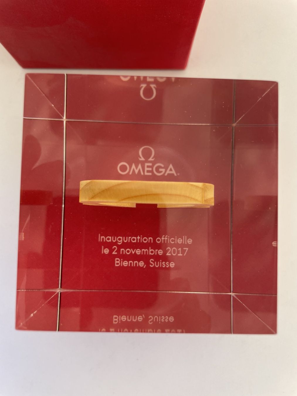 Omega Uhren: Omega rare presse-papier cube inauguration 2017. Neuf – Neu und originalverpackt aus Bôle von soleil778 3