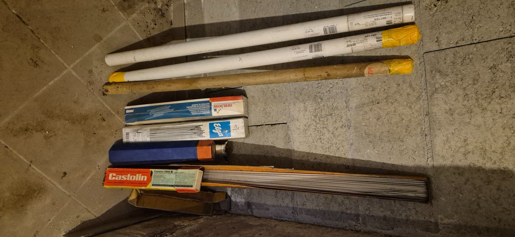 Tutti gli attrezzi: Lot pour la  soudure – Usato da Grandson venduto da rjo_5t5p 1