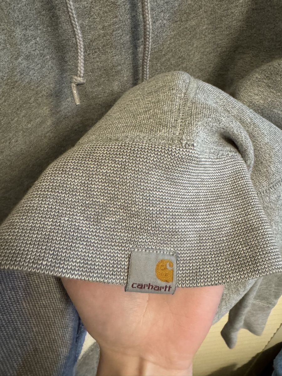 Carhartt Pullover & Sweatshirts: Carhartt Grey Hoodie, Size L – Gebraucht aus Zürich von Andriy_Zurich 2