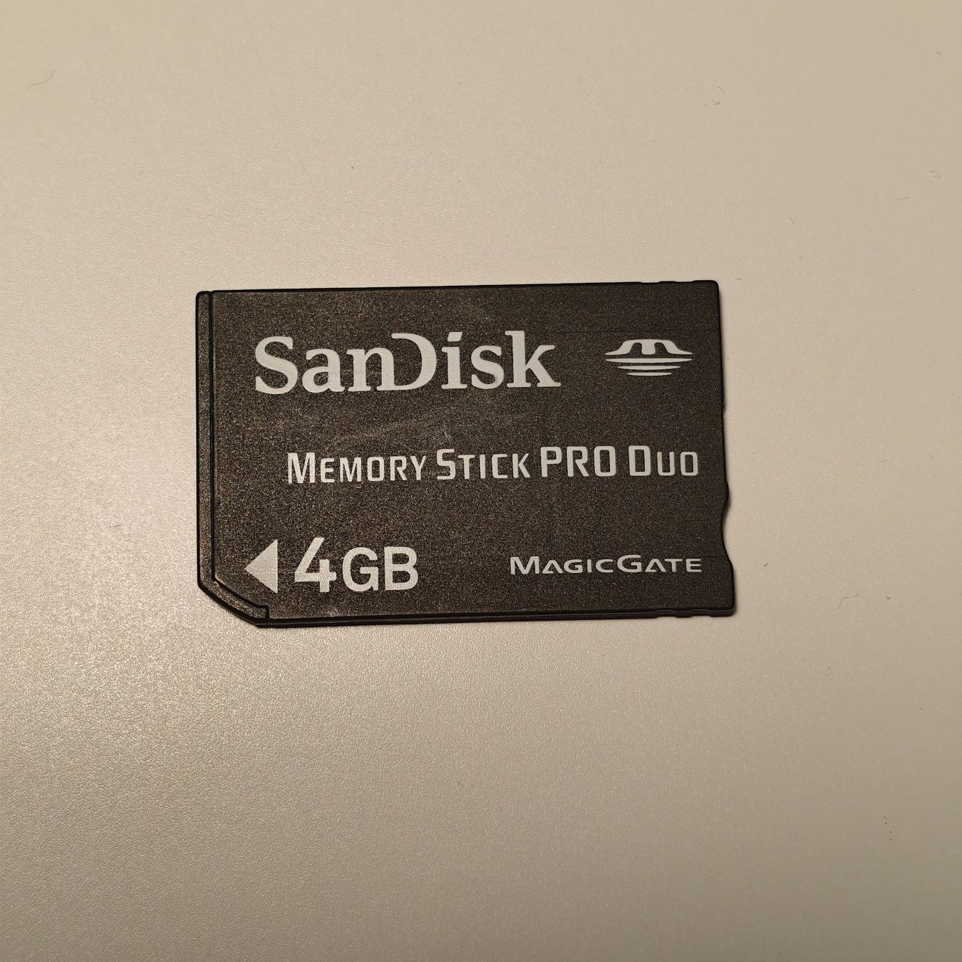 Sony Schede di memoria: Sandisk Memory Stick Pro Duo 4 GB – Usato da Thörishaus venduto da vintagger