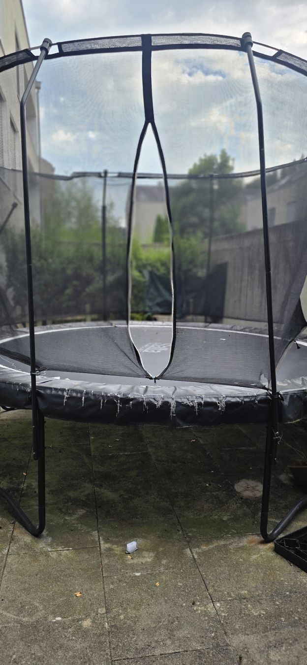 Salta Trampolini: Salta Premium-Trampolin – Usato da Stallikon venduto da tim079 3