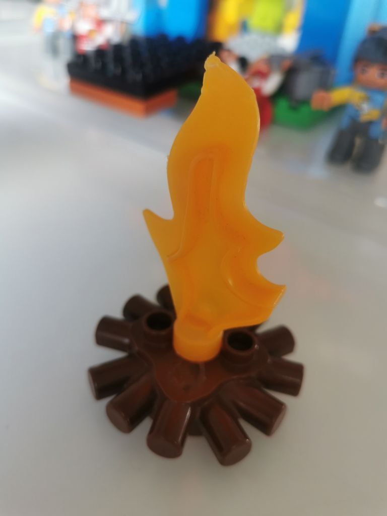 Lego Spielzeuge: LEGO Duplo Grosse Schlossburg 10577 – Gebraucht aus Oberdiessbach von Sammadran 4