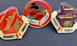 LOT 3 MILITARIA PIN DESERT STORM WAR 1991 USA IMPORT