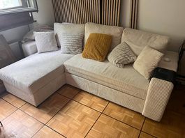 Canapé-lit en très bon état / Sofa-bed