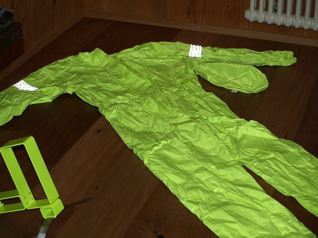 Tute: Regenkombi-Einteiler XXL – Usato da Langenthal venduto da opTikle 1