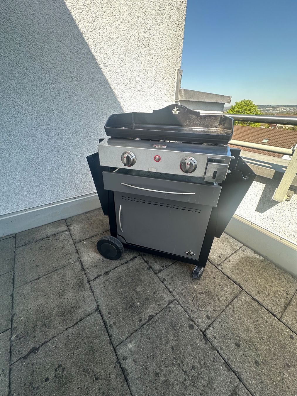 Grills: Grill Forge Adour – Gebraucht aus Rümlang von Viamar