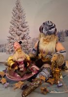 NORDISCHER NIKOLAUS MIT PORZELLAN  KERZENHALTER