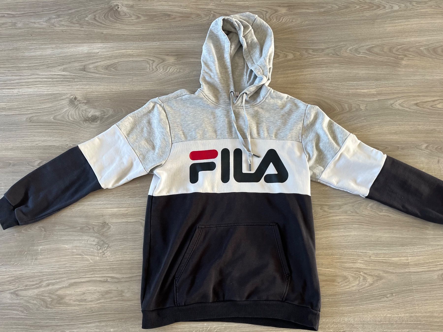 Fila Maglioni & Felpe: Hoody Fila – Usato da Morbio Inferiore venduto da mad_wh5n 2