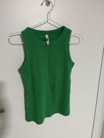 Top Gr. XS sehr guter Zustand