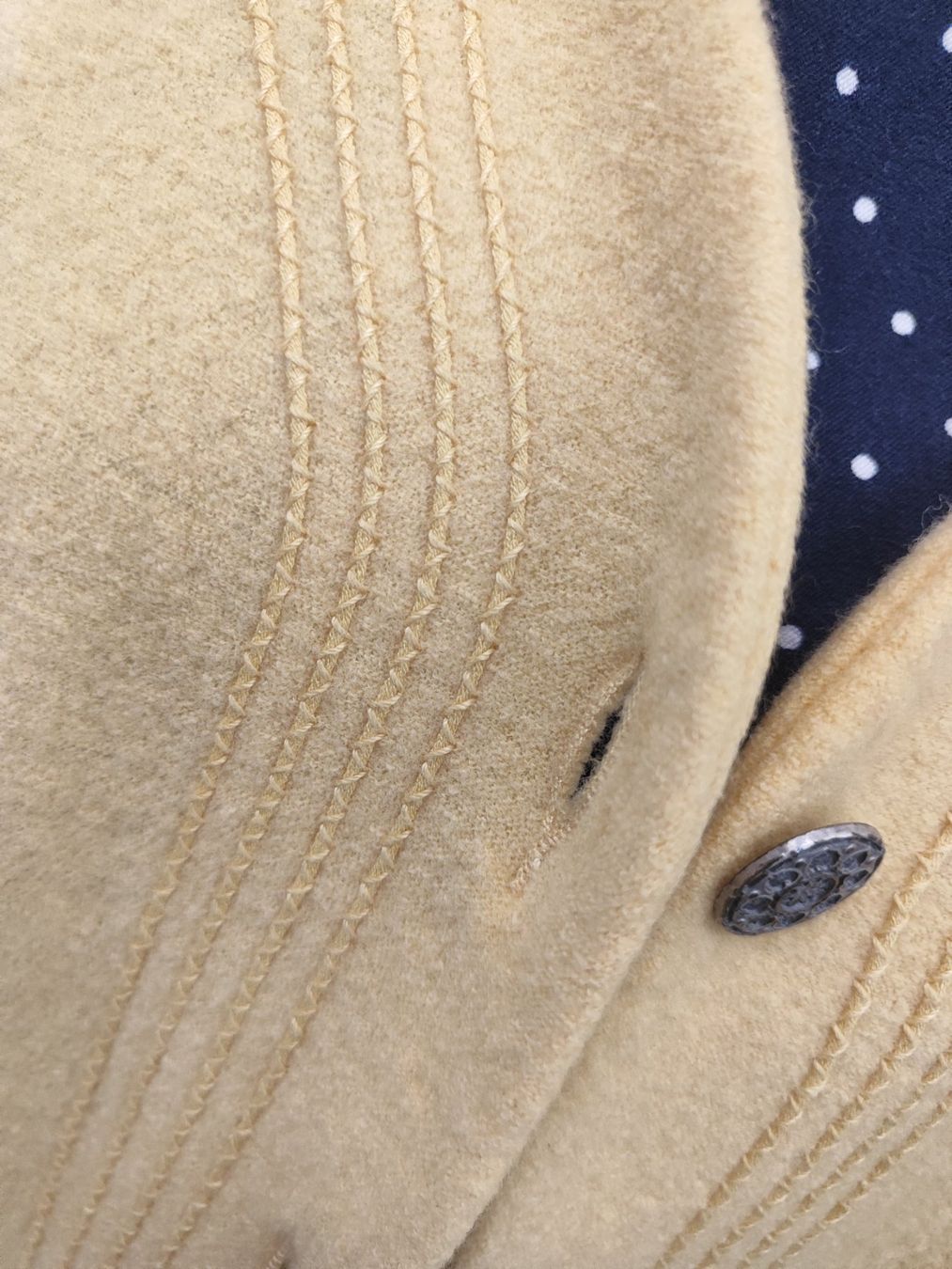 Giacche: Wolle Jacke GR 38 – Usato da Langnau am Albis venduto da Judithsebi 6