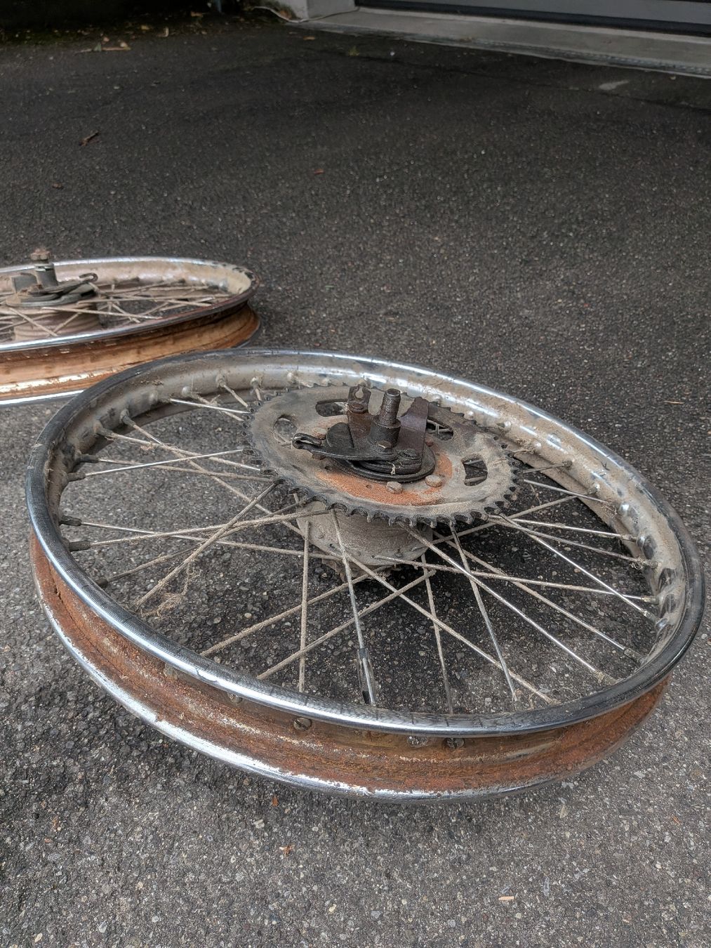 Cerchioni: Speichenfelgen 17" Vermutlich Peugeot  – Difettoso da Illnau venduto da V.Fendt 3