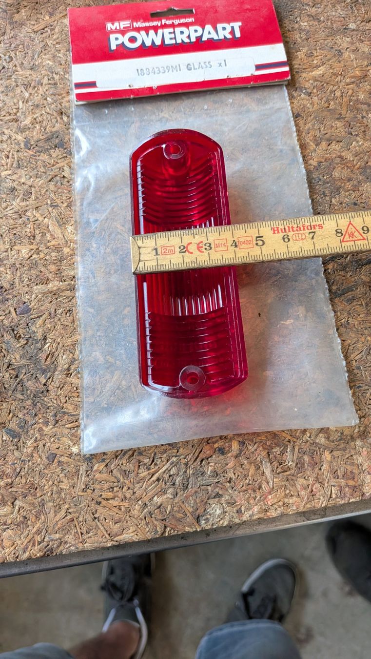 Accessori per altri veicoli: Massey Ferguson Rückleuchten-Gläser – Nuovo (secondo la descrizione) da Wilen (Gottshaus) venduto da mahi87 3