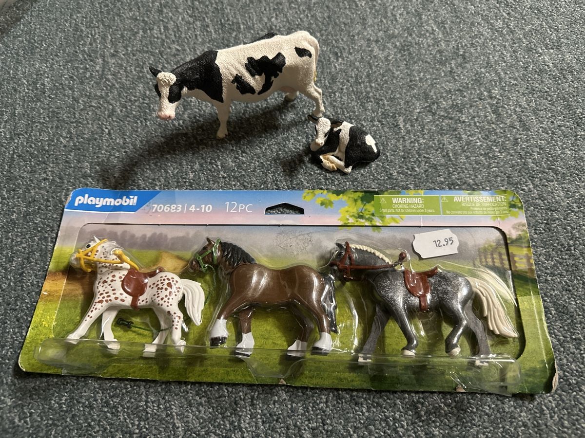 Schleich Giocattoli: Schleich Kühe/ Playmobil Pferde  – Nuovo (secondo la descrizione) da Baltschieder venduto da YmroBe