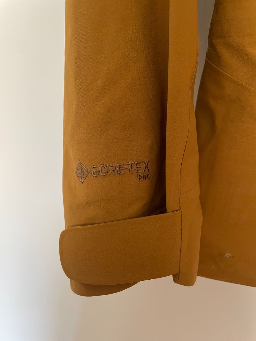 Elevenate Jacken: Hardshell-Jacke Goretex Damen Gr XS/S – Gebraucht aus Zürich von LaSorella 3