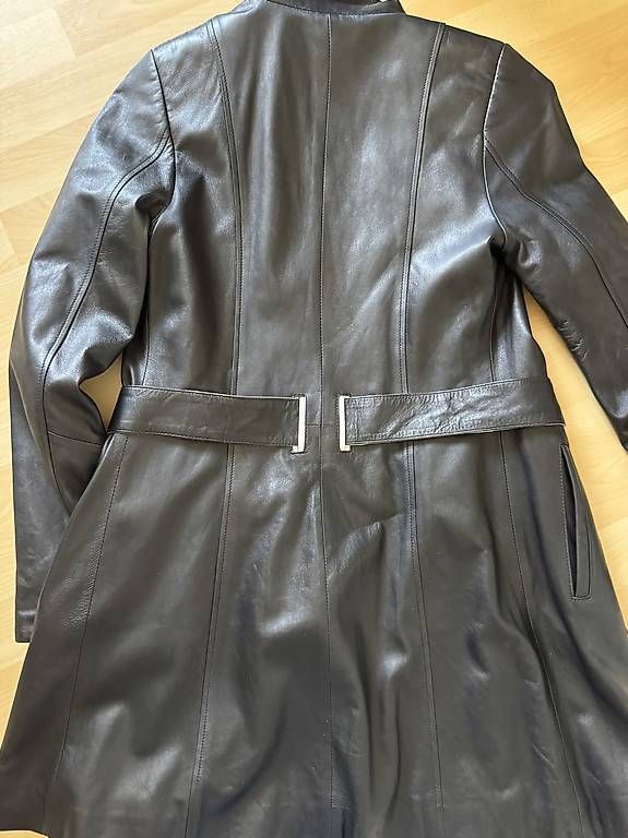 Mäntel: Vintage Echt-Ledermantel/Lederjacke Grösse S/36 – Gebraucht aus Chur von LeyDi.Lela 1