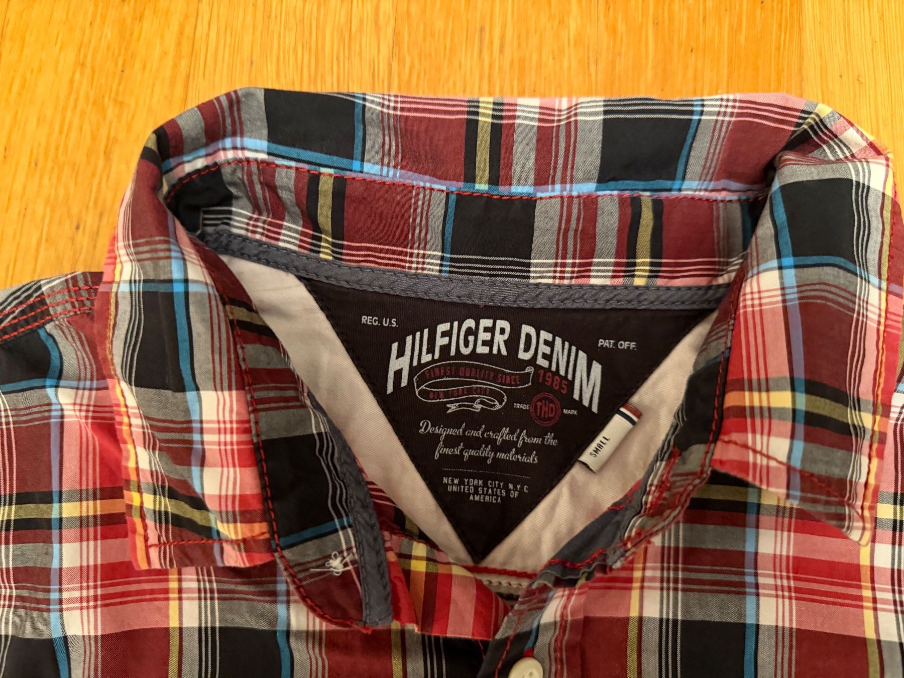 Tommy Hilfiger Camicie: Neues Thommi Hilfiger Hemd Grösse S – Nuovo (secondo la descrizione) da Bettlach venduto da Tradenet100 3