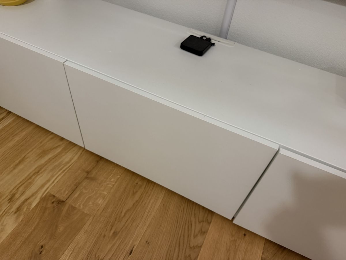 Ikea Mobili TV: TV Möbel, weiss, guter Zustand  – Usato da Rorschach venduto da Costa_18 3