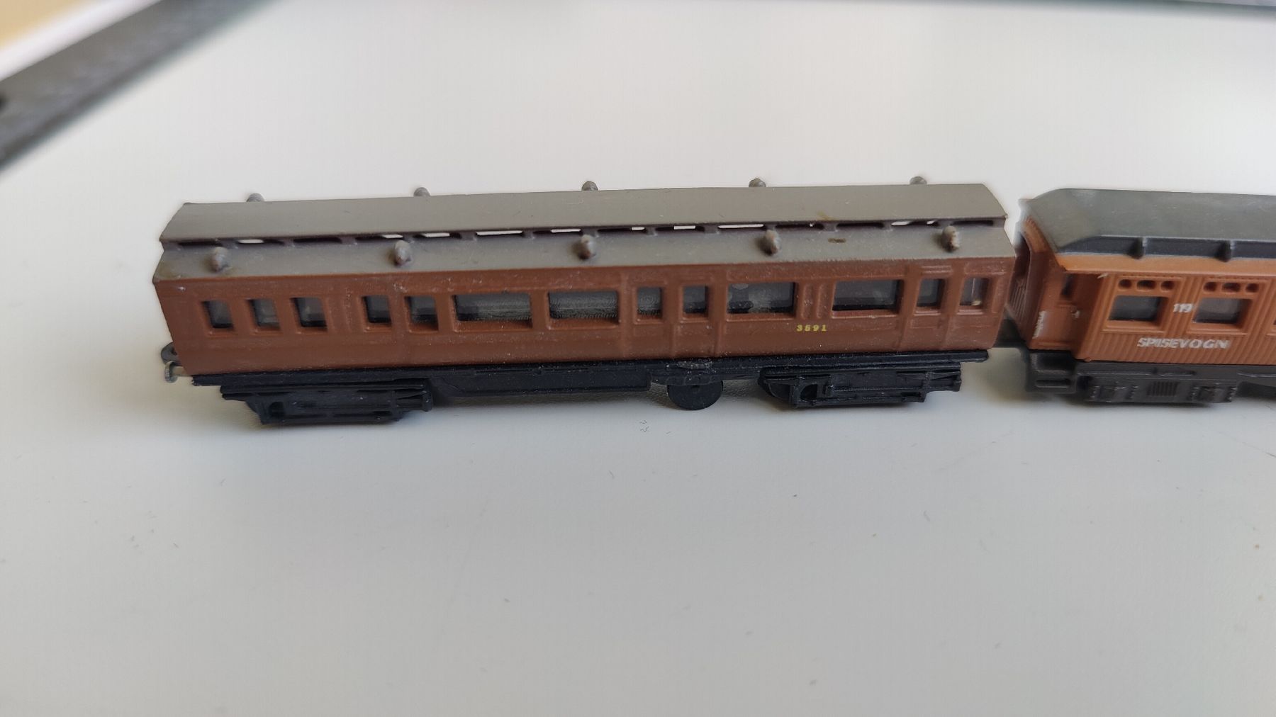 Modellini di ferrovie: Modell Wagon (W1) – Usato da Aarau venduto da bro_9zsg 2