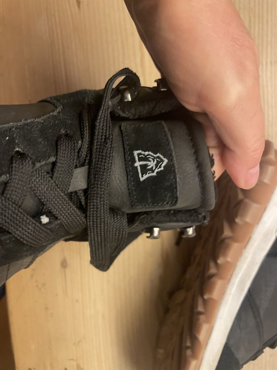Scarpe da uomo: Winterschuhe Herren/Jugendliche – Usato da Basel venduto da Quasimoda 4
