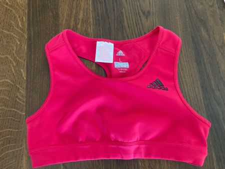 Adidas Sporttop Fuchsia Gr. L (164).           Alter: 13-14y
