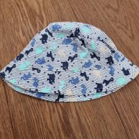 Baby Hut sommerlich mit Tiermotiv, ca für 1.5/ 2 jahre