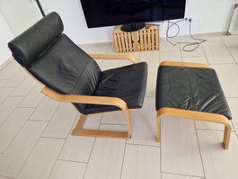 Ikea Sessel mit schwarzem Kunstleder und Holzrahmen