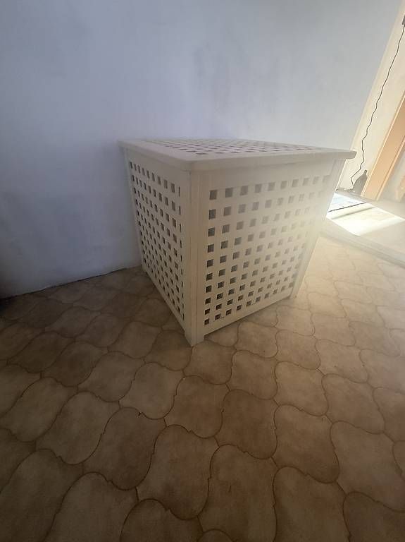 Panchine: Table / Banc coffre de rangement IKEA HOL  – Usato da Epalinges venduto da flo_7p8m 1