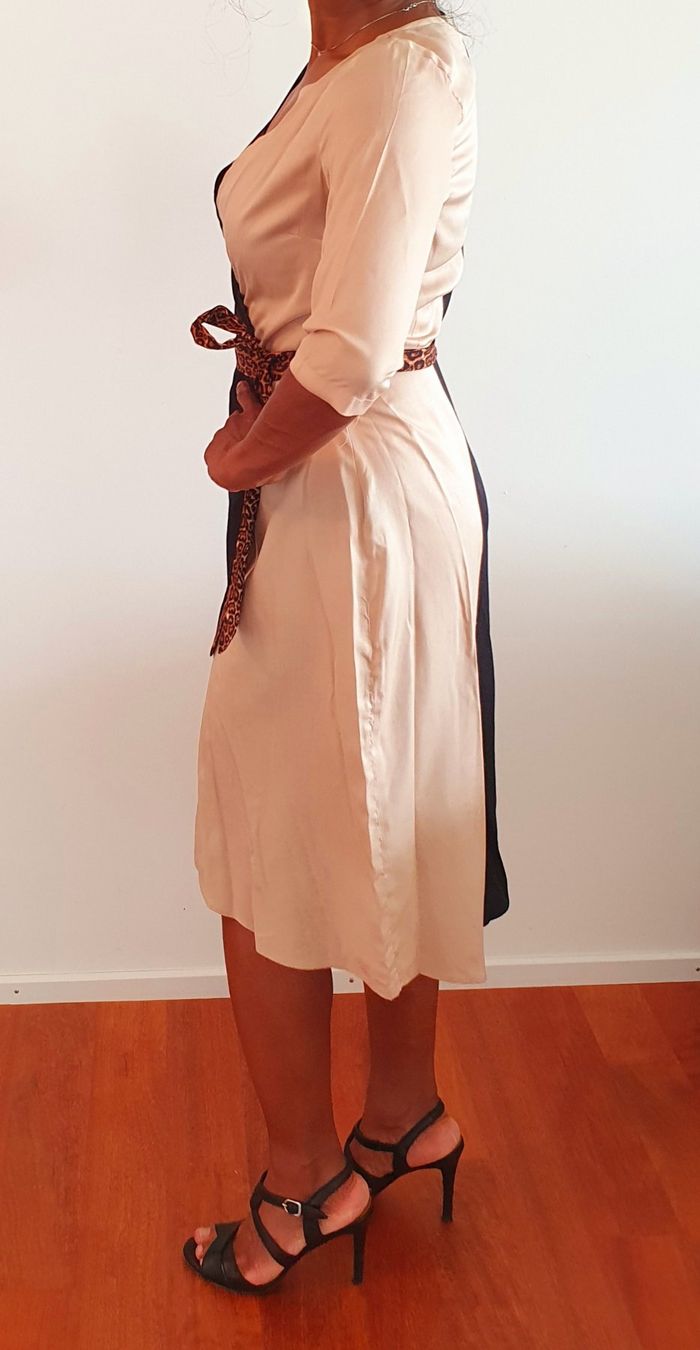 Robes: Kleid 2farbig leicht in Grösse M ODEL – D'occasion à Stansstad par InStyle8 1