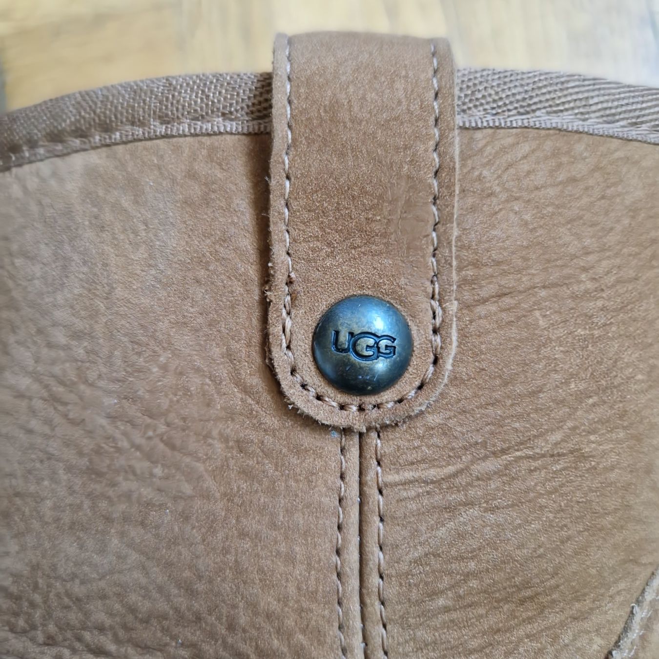 Ugg Scarpe da donna: UGG Classic Weather Mini 36 – Nuovo (secondo la descrizione) da Onex venduto da AF. 6