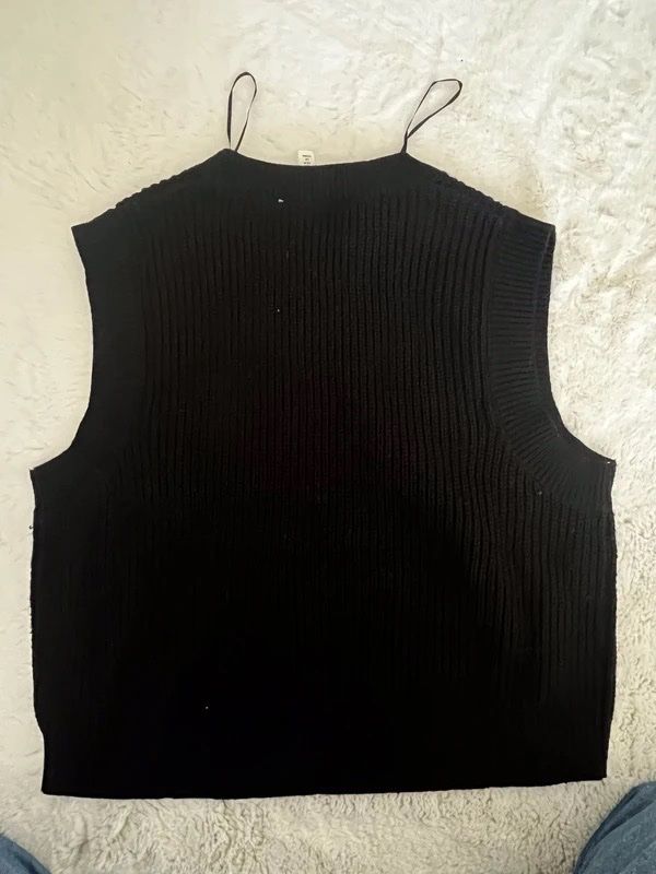 H&M Pullover & Sweatshirts: Sur pull noir – Gebraucht aus Bernex von claraaaa4 3