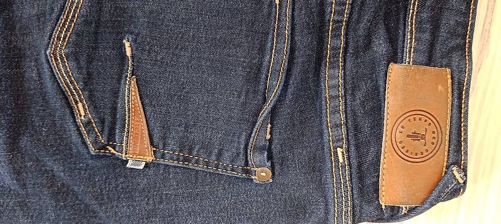 Jeans: Jeans  – Gebraucht aus Wigoltingen von Ravi0405 2