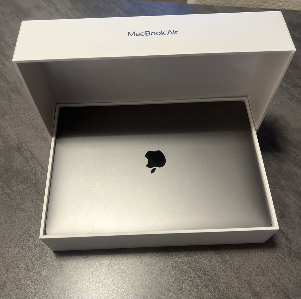 Apple Portables: MacBook Air Model A2179 – D'occasion à Zollikofen par Fabiannnm 1